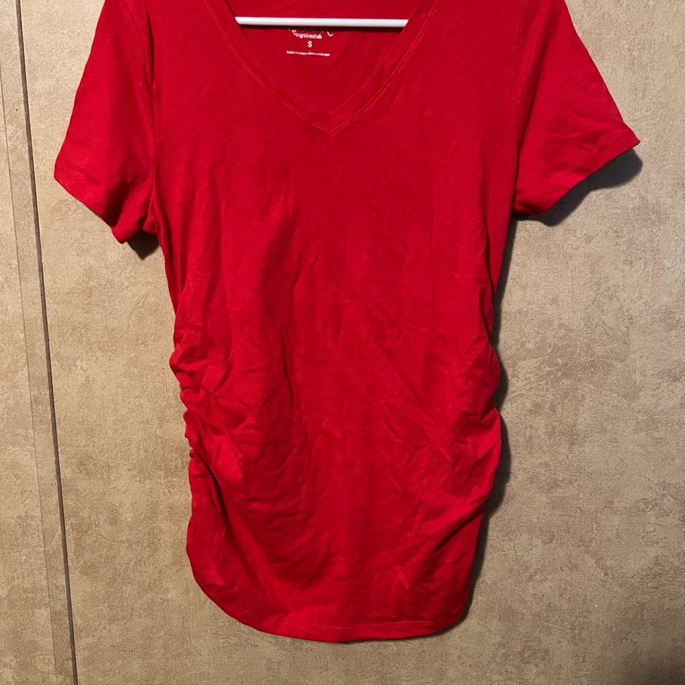 Isabel Maternity by Ingrid & Isabel Red Ruched Short Sleeve T-Shirt